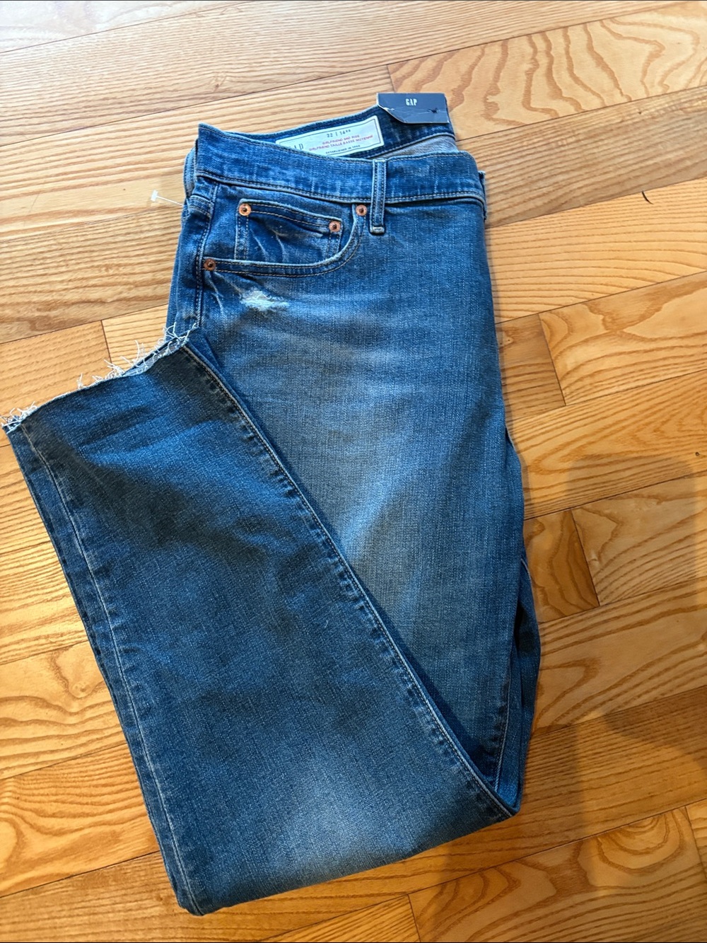 NWT Gap Best Girlfriend Jeans Size 32/14